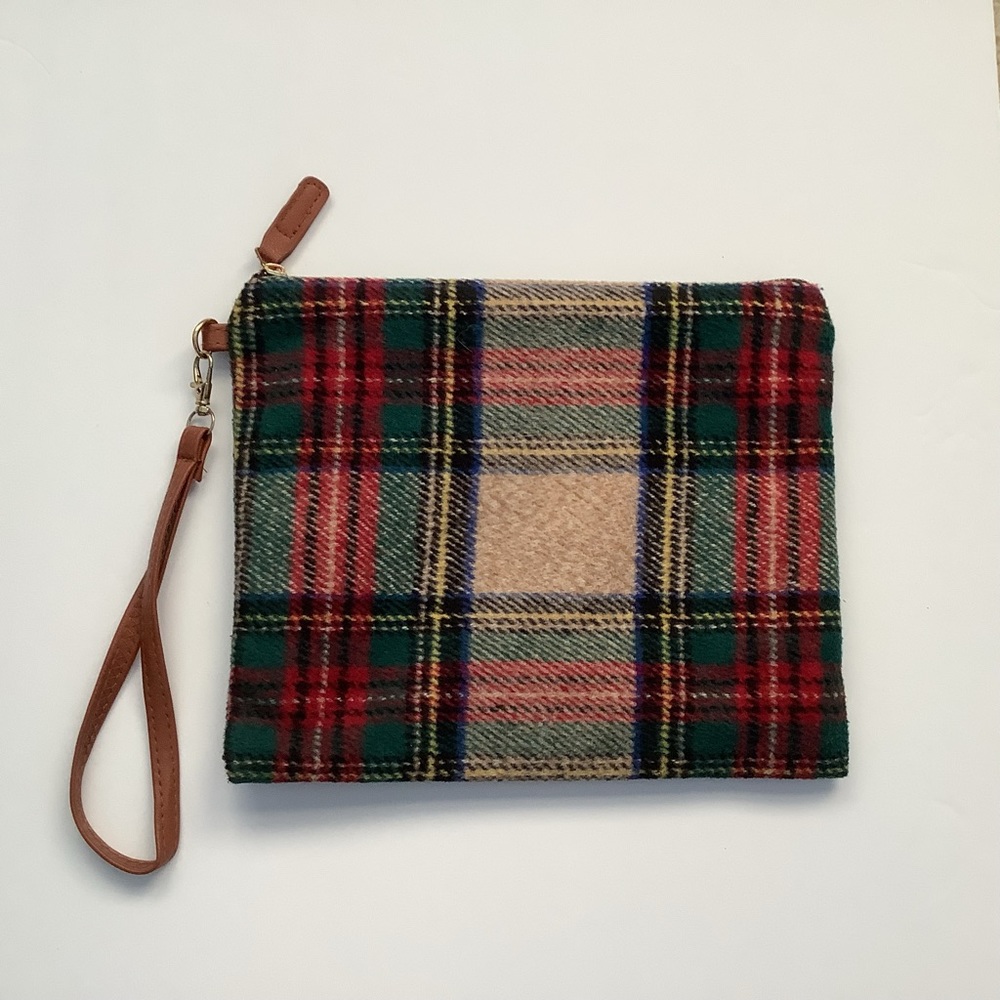 Plaid pouch/wristlet